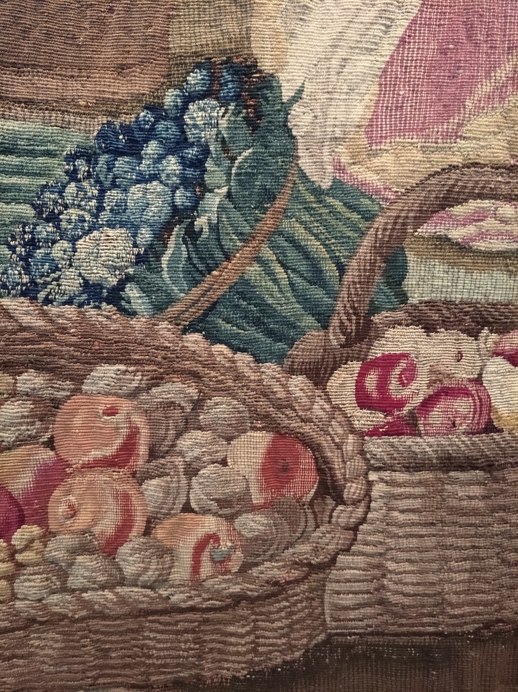 restauro tessuti arazzi tappeti